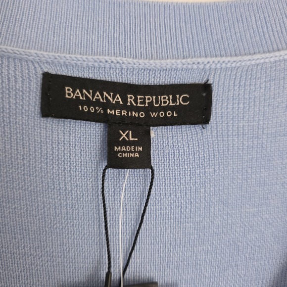 NWT Banana Republic 100% Fine Merino Wool Sweater XL Blue V Neck Lightweight - Picture 5 of 13